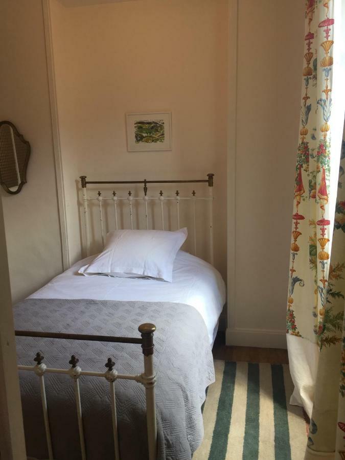 La Grenouille Noire Hotel Marcillat-en-Combraille Buitenkant foto